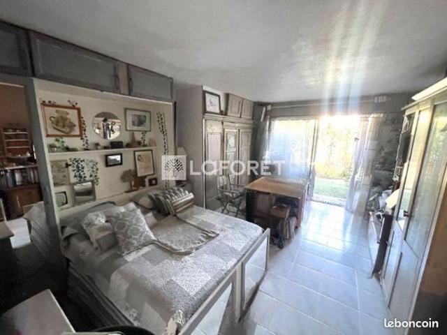 Studio 1 pièce 35 m²