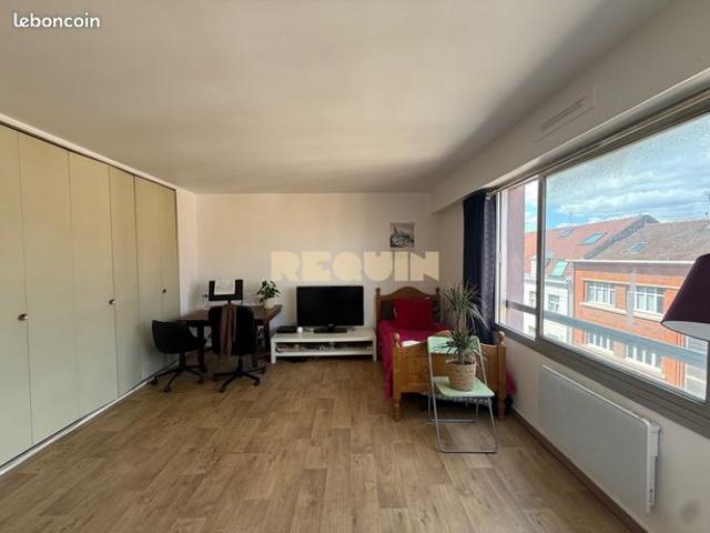 Studio 1 pièce 35 m²