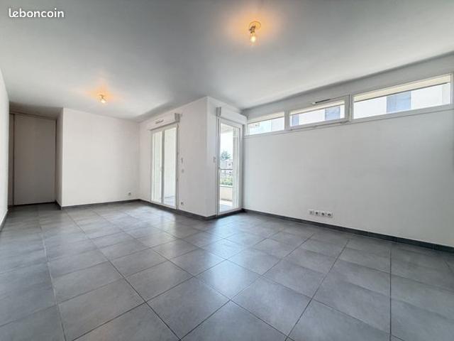 Studio 1 pièce 36 m²