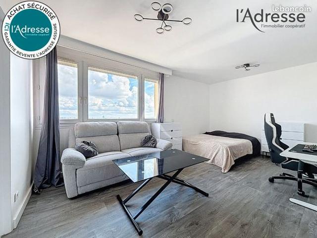 Studio 1 pièce 36 m²