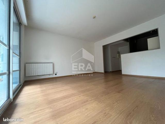 Studio 1 pièce 36 m²