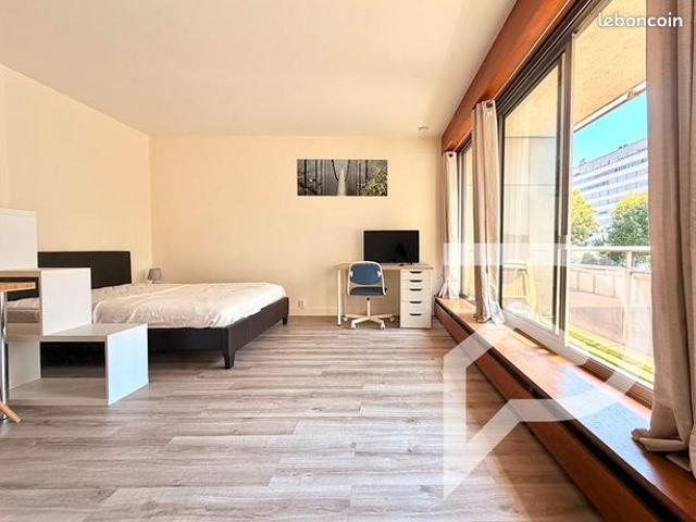 Studio 1 pièce 36 m²