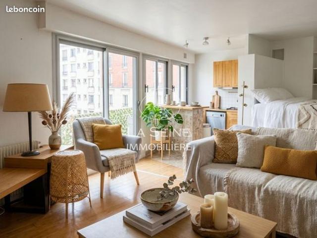 Studio 1 pièce 36 m²