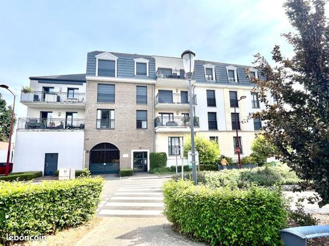 Studio 1 pièce 36 m²