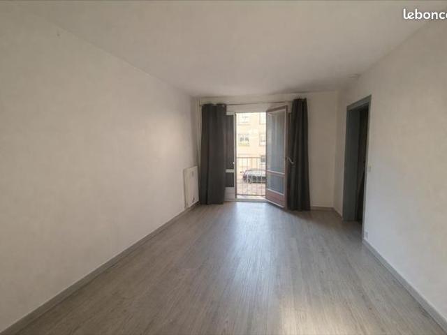 Studio 1 pièce 36 m²