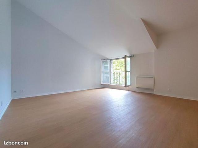 Studio 1 pièce 36 m²