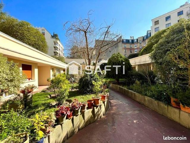 Studio 1 pièce 38 m²