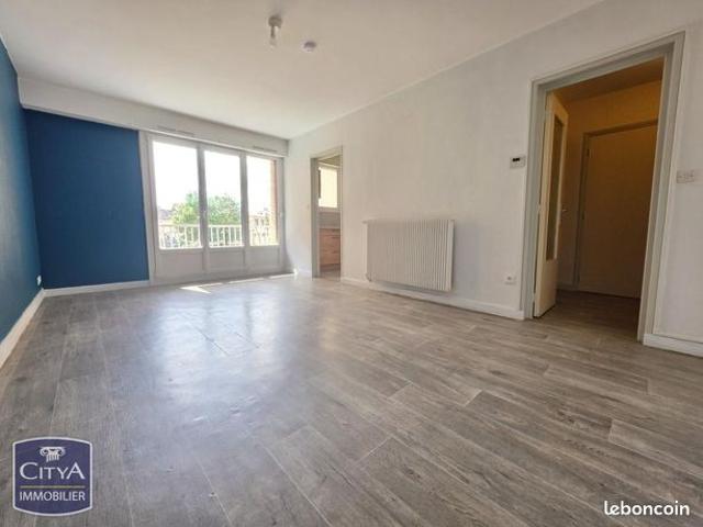 Studio 1 pièce 38 m²