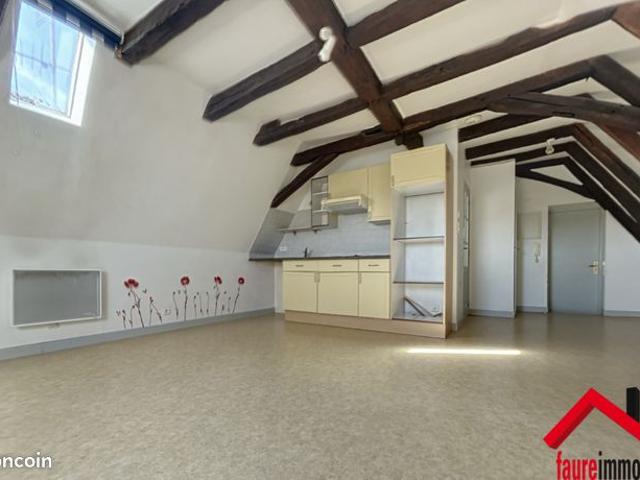 Studio 1 pièce 38 m²