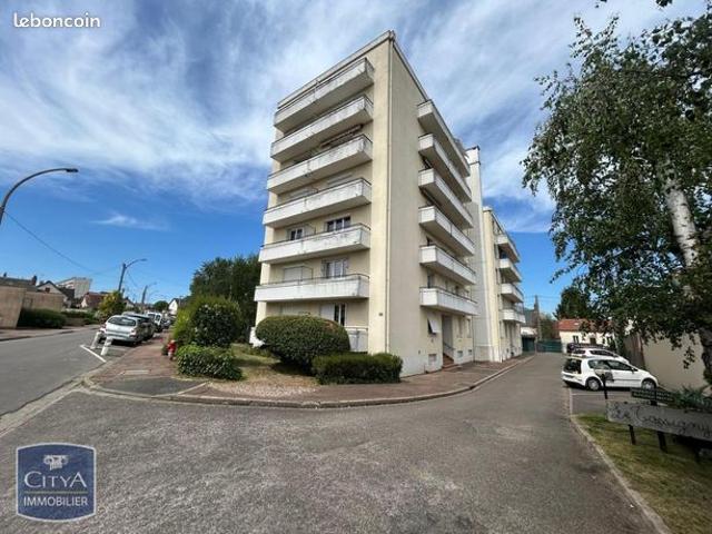 Studio 1 pièce 38 m²