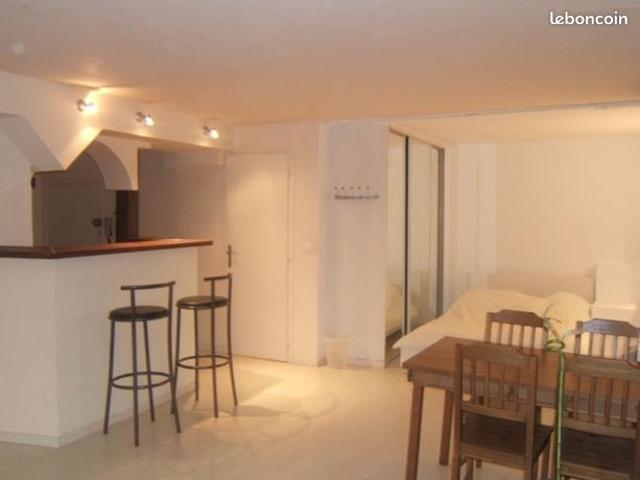 Studio 1 pièce 38 m²