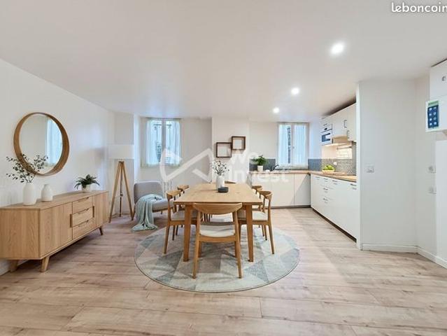 Studio 1 pièce 38 m²