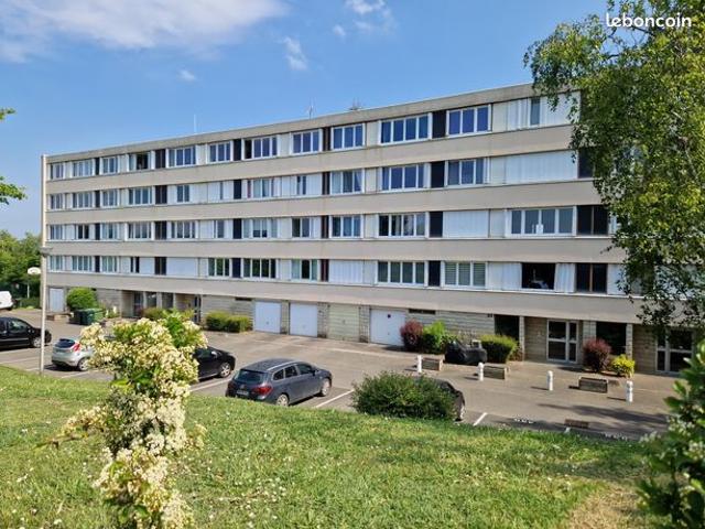 Studio 1 pièce 38 m²