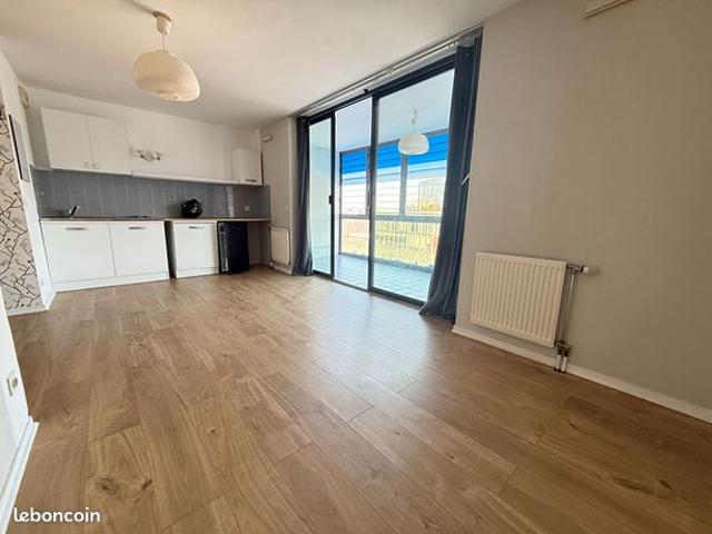 Studio 1 pièce 39 m²