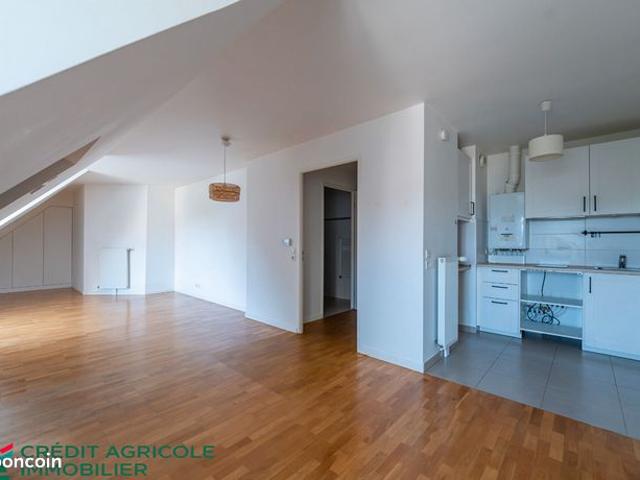 Studio 1 pièce 39 m²