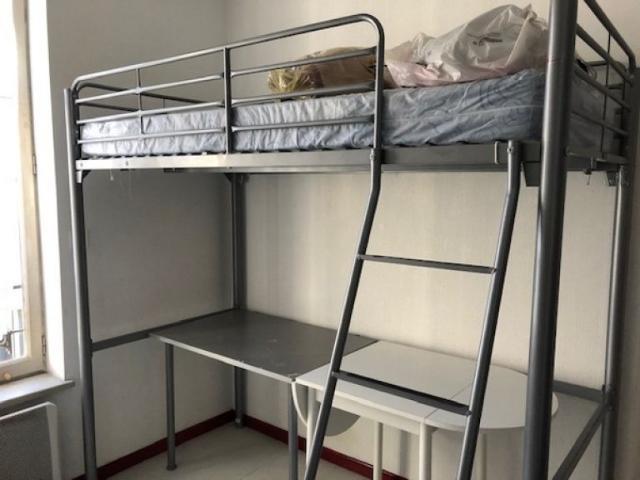 Studio 1 pièce s 12 m²