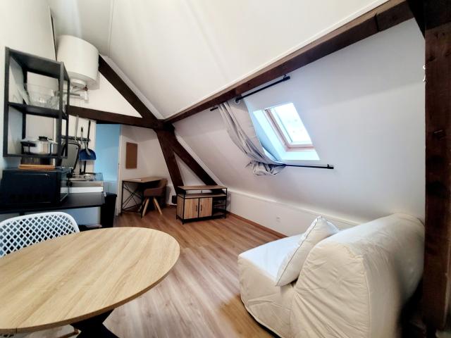Studio, 1 pièce s, 13.72 m²