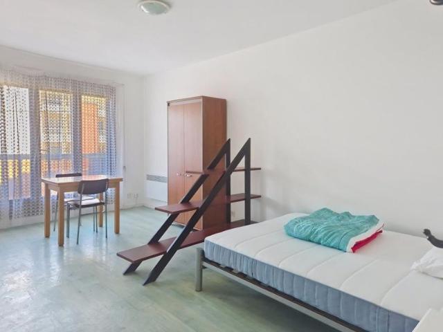 Studio 1 pièce s 24 m²