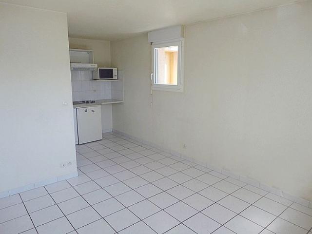 Studio 1 pièce s 22 m²