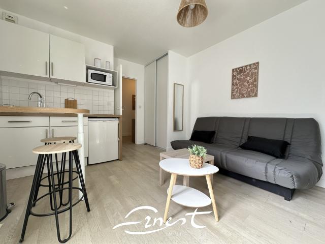 Studio 1 pièce s 22.37 m²
