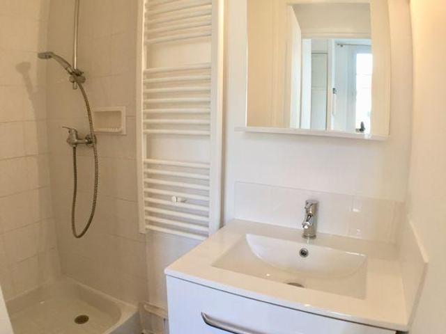 Studio 20 m2 meuble rue franklin proche gare