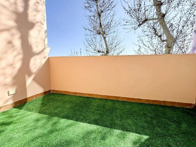 Studio 20m² meublé et rénové +terrasse Menpenti