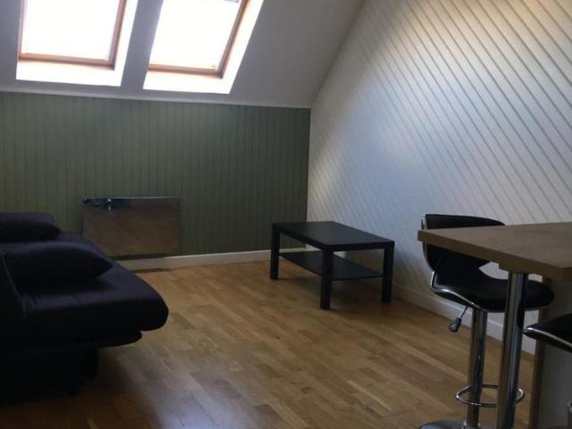 STUDIO 21 m2 GARE NORD