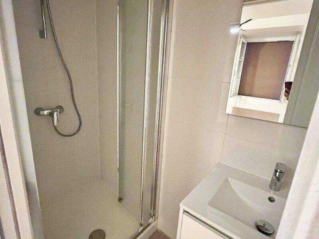 Studio 21m2 Paris 17è rue Chazelle