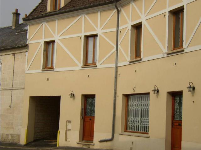 Studio / 21m² / Champagne sur Oise Ligne H