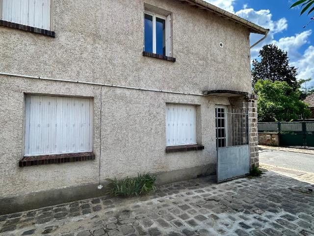 STUDIO 22 m2 BARBIZON LIBRE IMMÉDIATEMENT