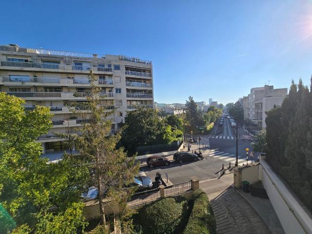 Studio 22 m2 neuilly sur seine