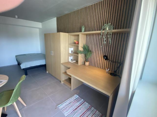 Studio 22 m² Materiaalstraat à Anderlecht
