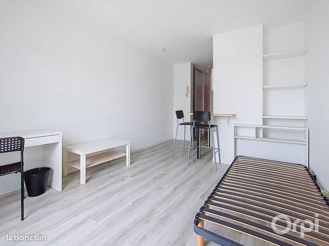 Studio 22 m² Nancy