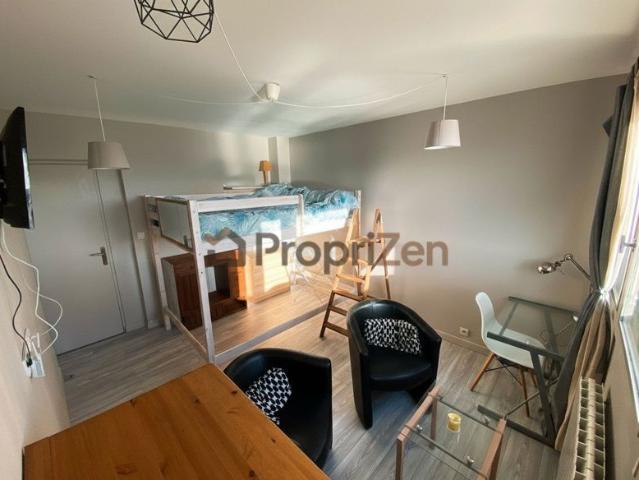 Studio 22m² meublé, 9ème étage, Charenton Écoles