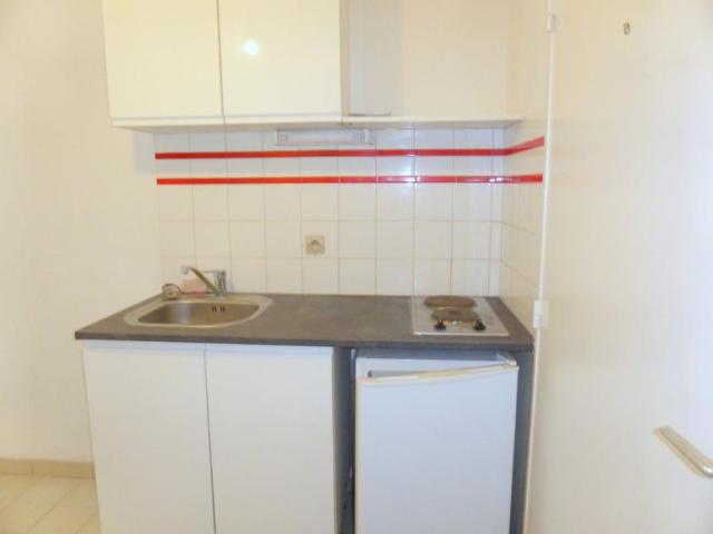 Studio 23.1 m², kitchenette équipée