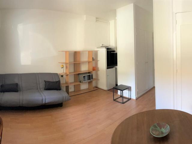 studio 23 m2 Rueil Malmaison Location meublé