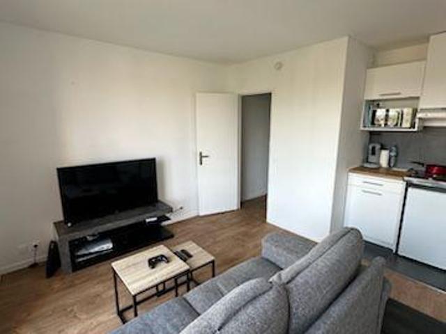 Studio 23m² Loos avec Balcon et Parking