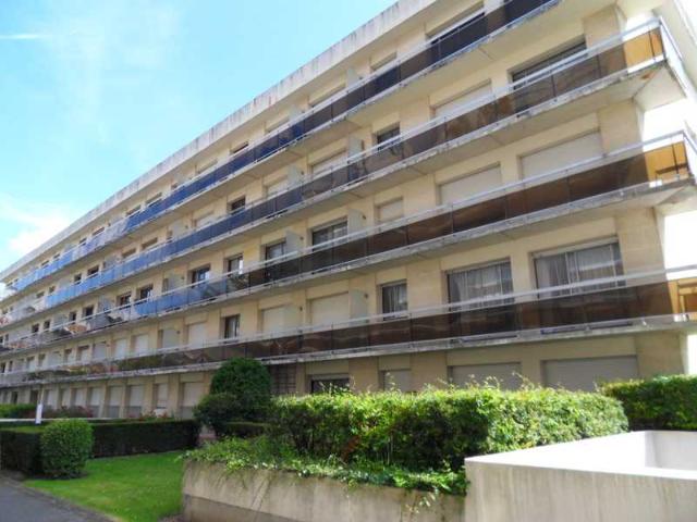 Studio 25,48 m2 COMPIEGNE LES VENEURS