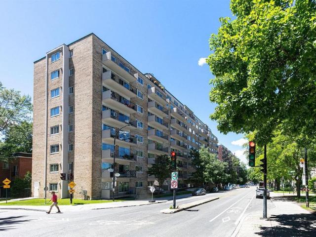 Studio 25 Avenue Vincent D'Indy, Montréal
