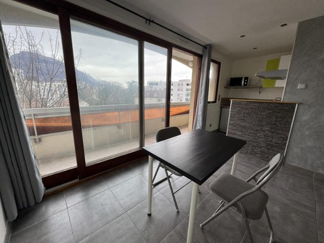 Studio 25 m2