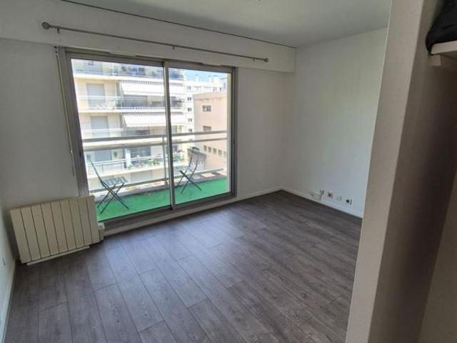 Studio 25 m²