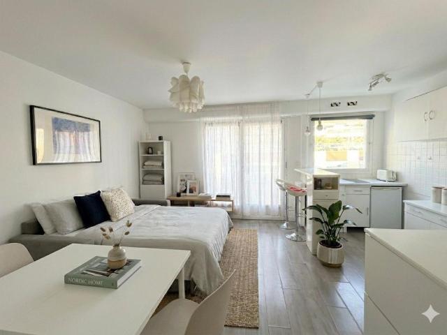 Studio 25 m²