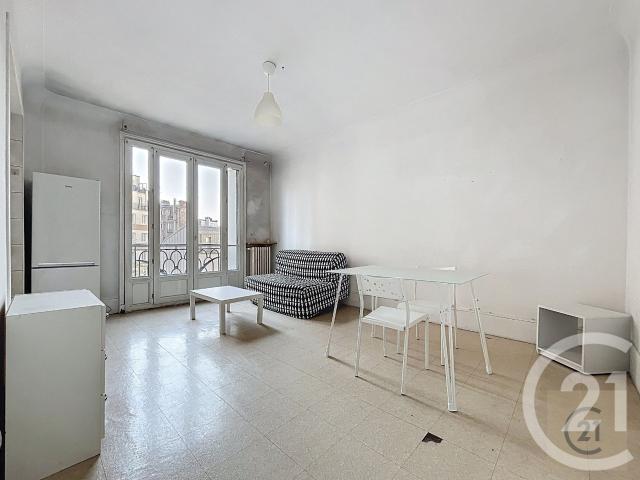 Studio 25 m²