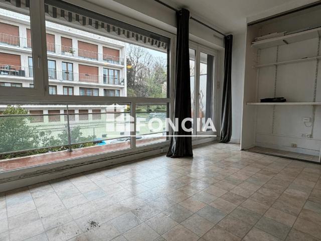 Studio 25 m²