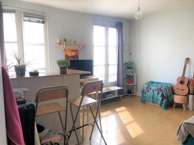 Studio 25 m²