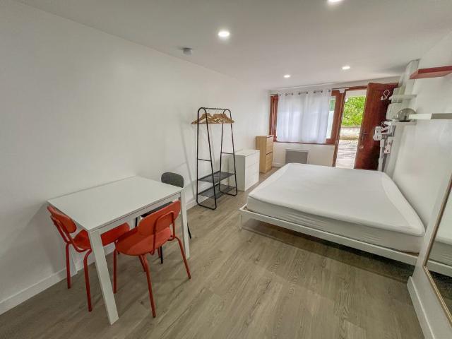 Studio 25 m² meublé