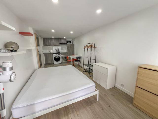 Studio 25 m² meublé