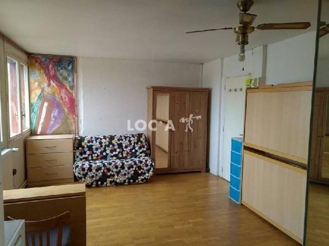 Studio 25 m² ref: 2128204