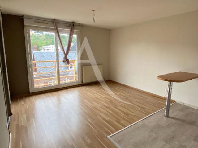 Studio 25m2 centre ville Évreux avec parking