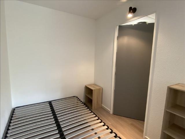 Studio 26 m2 / VANDOEUVRE BRABOIS / FAC. MEDECINE